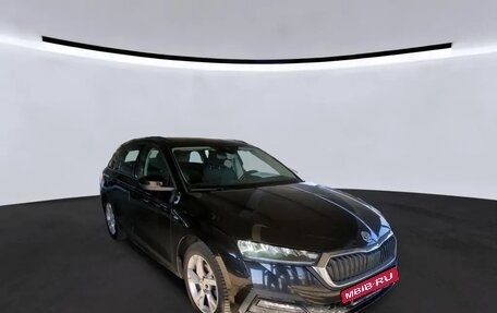 Skoda Octavia IV, 2022 год, 1 972 000 рублей, 3 фотография