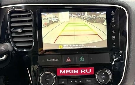 Mitsubishi Outlander III рестайлинг 3, 2022 год, 2 113 333 рублей, 10 фотография