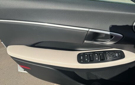 Hyundai Sonata VIII, 2021 год, 2 300 000 рублей, 13 фотография