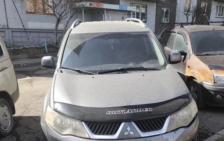 Mitsubishi Outlander III рестайлинг 3, 2007 год, 870 000 рублей, 2 фотография