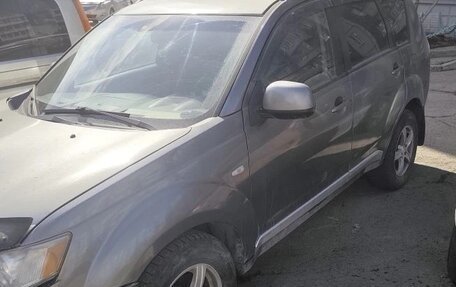 Mitsubishi Outlander III рестайлинг 3, 2007 год, 870 000 рублей, 1 фотография