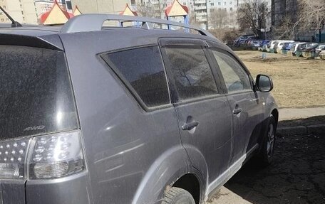 Mitsubishi Outlander III рестайлинг 3, 2007 год, 870 000 рублей, 3 фотография