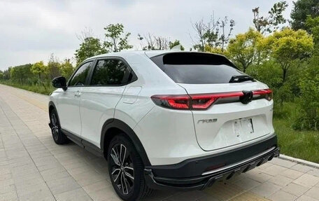 Honda Vezel, 2022 год, 1 940 190 рублей, 5 фотография