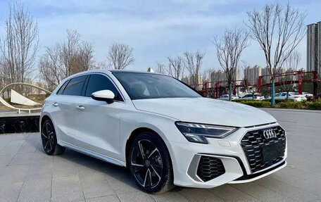 Audi A3, 2023 год, 2 050 000 рублей, 3 фотография