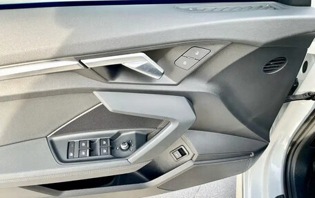 Audi A3, 2023 год, 2 050 000 рублей, 10 фотография