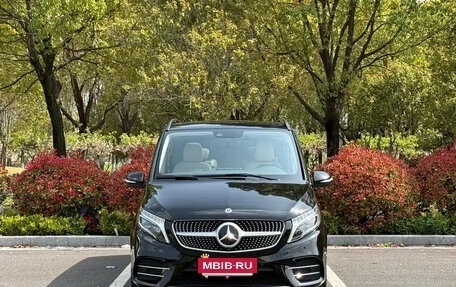 Mercedes-Benz V-Класс, 2022 год, 6 040 555 рублей, 7 фотография