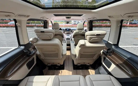 Mercedes-Benz V-Класс, 2022 год, 6 040 555 рублей, 17 фотография