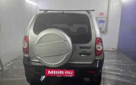 Chevrolet Niva I рестайлинг, 2010 год, 320 000 рублей, 4 фотография