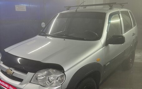 Chevrolet Niva I рестайлинг, 2010 год, 320 000 рублей, 2 фотография