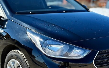 Hyundai Solaris II рестайлинг, 2018 год, 1 100 000 рублей, 5 фотография