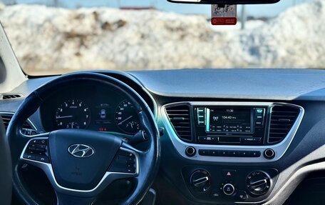 Hyundai Solaris II рестайлинг, 2018 год, 1 100 000 рублей, 9 фотография