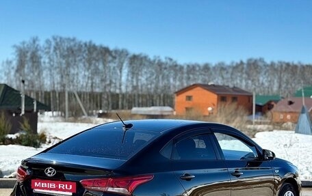 Hyundai Solaris II рестайлинг, 2018 год, 1 100 000 рублей, 2 фотография