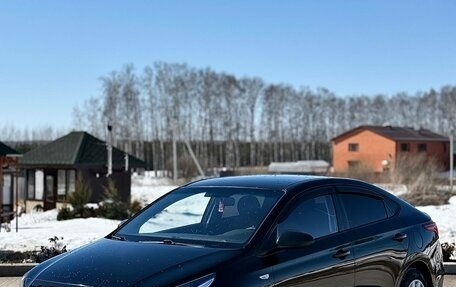 Hyundai Solaris II рестайлинг, 2018 год, 1 100 000 рублей, 6 фотография