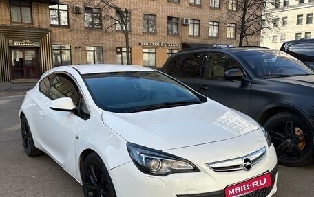 Opel Astra J, 2013 год, 890 000 рублей, 1 фотография