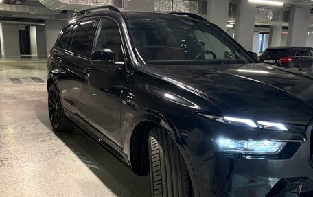 BMW X7, 2023 год, 14 000 000 рублей, 4 фотография