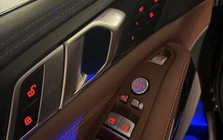 BMW X7, 2023 год, 14 000 000 рублей, 9 фотография