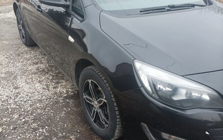 Opel Astra J, 2013 год, 800 000 рублей, 4 фотография