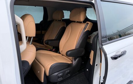 KIA Carnival, 2021 год, 3 900 000 рублей, 8 фотография