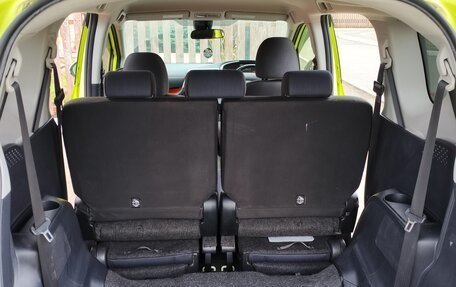 Toyota Sienta II, 2015 год, 1 230 000 рублей, 6 фотография