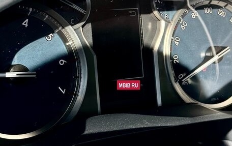 Toyota Land Cruiser Prado 150 рестайлинг 2, 2021 год, 7 100 000 рублей, 16 фотография