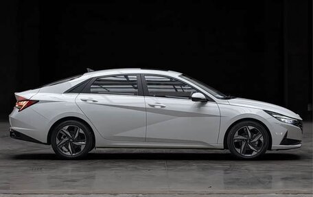 Hyundai Elantra, 2022 год, 1 417 000 рублей, 4 фотография