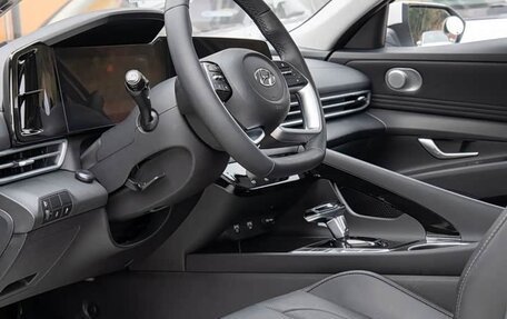 Hyundai Elantra, 2022 год, 1 417 000 рублей, 10 фотография