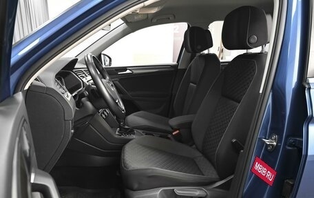 Volkswagen Tiguan II, 2018 год, 2 248 000 рублей, 10 фотография