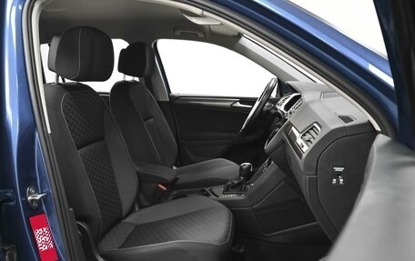 Volkswagen Tiguan II, 2018 год, 2 248 000 рублей, 8 фотография