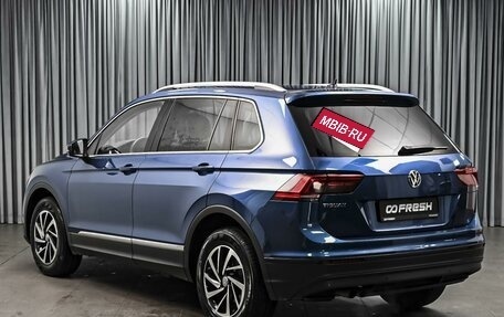 Volkswagen Tiguan II, 2018 год, 2 248 000 рублей, 2 фотография