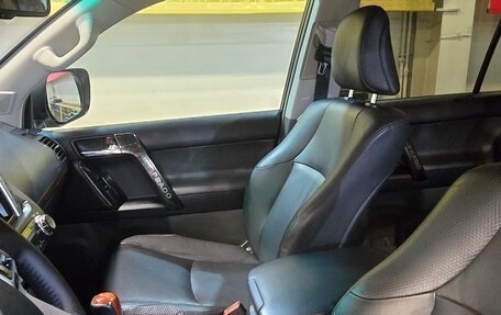 Toyota Land Cruiser Prado 150 рестайлинг 2, 2011 год, 2 450 000 рублей, 4 фотография