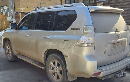 Toyota Land Cruiser Prado 150 рестайлинг 2, 2011 год, 2 450 000 рублей, 11 фотография