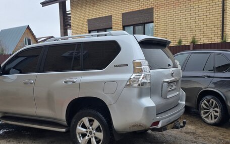 Toyota Land Cruiser Prado 150 рестайлинг 2, 2011 год, 2 450 000 рублей, 13 фотография
