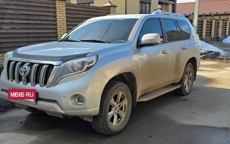 Toyota Land Cruiser Prado 150 рестайлинг 2, 2011 год, 2 450 000 рублей, 10 фотография