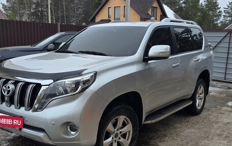 Toyota Land Cruiser Prado 150 рестайлинг 2, 2011 год, 2 450 000 рублей, 14 фотография