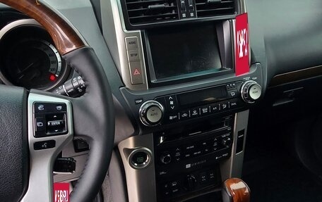 Toyota Land Cruiser Prado 150 рестайлинг 2, 2011 год, 2 450 000 рублей, 15 фотография