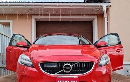 Volvo V40 II рестайлинг, 2016 год, 1 550 000 рублей, 1 фотография