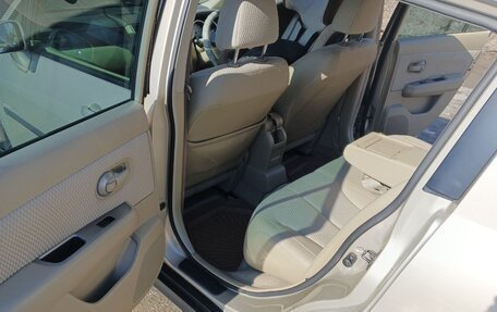 Nissan Tiida, 2010 год, 720 000 рублей, 12 фотография