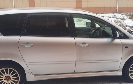 Toyota Ipsum II, 2003 год, 830 000 рублей, 13 фотография