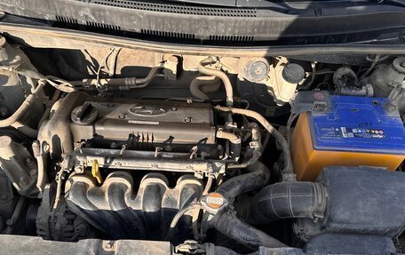 Hyundai Solaris II рестайлинг, 2011 год, 600 000 рублей, 9 фотография