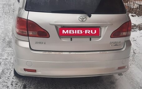 Toyota Ipsum II, 2003 год, 830 000 рублей, 15 фотография