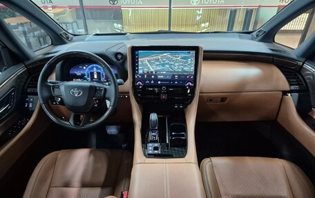 Toyota Alphard, 2025 год, 10 850 000 рублей, 14 фотография