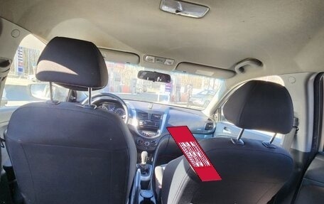 Hyundai Solaris II рестайлинг, 2011 год, 520 000 рублей, 7 фотография