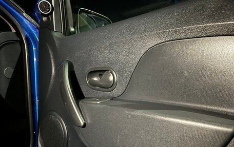 Renault Logan II, 2017 год, 690 000 рублей, 13 фотография