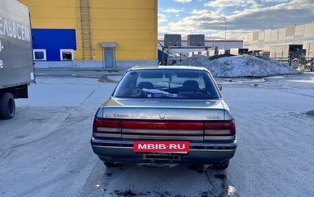 Toyota Corona VIII (T170), 1990 год, 180 000 рублей, 4 фотография