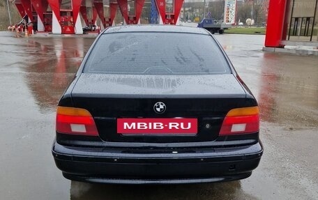 BMW 5 серия, 2001 год, 650 000 рублей, 10 фотография