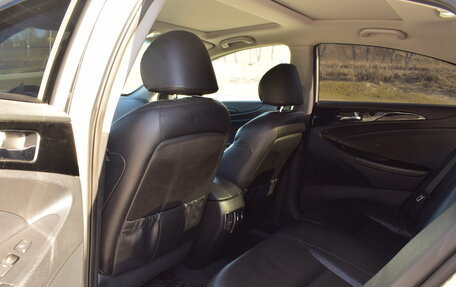 Hyundai Sonata VI, 2011 год, 997 000 рублей, 21 фотография