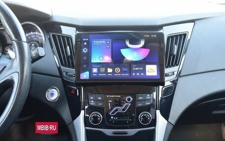 Hyundai Sonata VI, 2011 год, 997 000 рублей, 17 фотография
