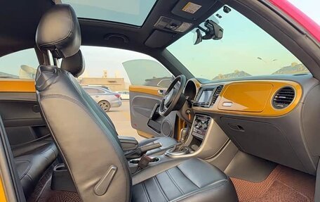 Volkswagen Beetle, 2017 год, 1 987 000 рублей, 14 фотография