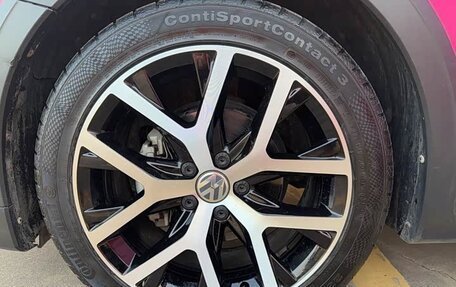 Volkswagen Beetle, 2017 год, 1 987 000 рублей, 21 фотография