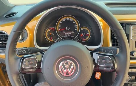 Volkswagen Beetle, 2017 год, 1 987 000 рублей, 17 фотография